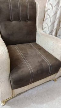 الاتصال عل الرقم 07783270774