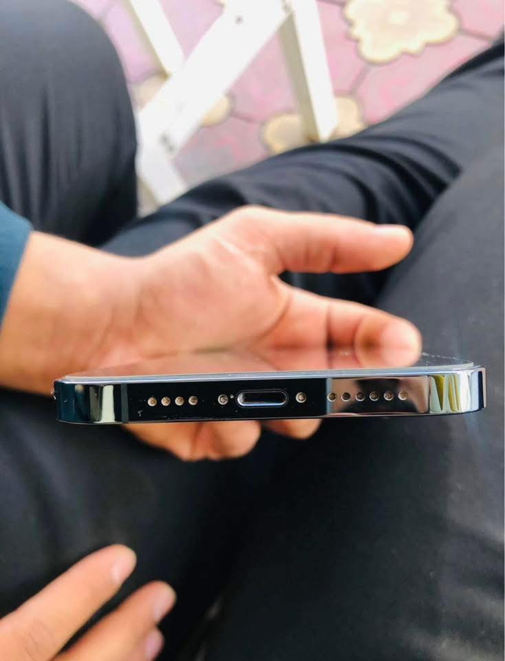 السلام عليكم أيفون 12 بروماكس دبل سيمكارت ذاكرة256 مامفتوح مامبدل بي أي شي كلشي بيلادي شرط فحس كمبيوتر بطارية77 بيلادي سعر 470 الف رقم مبايلي (***********)
