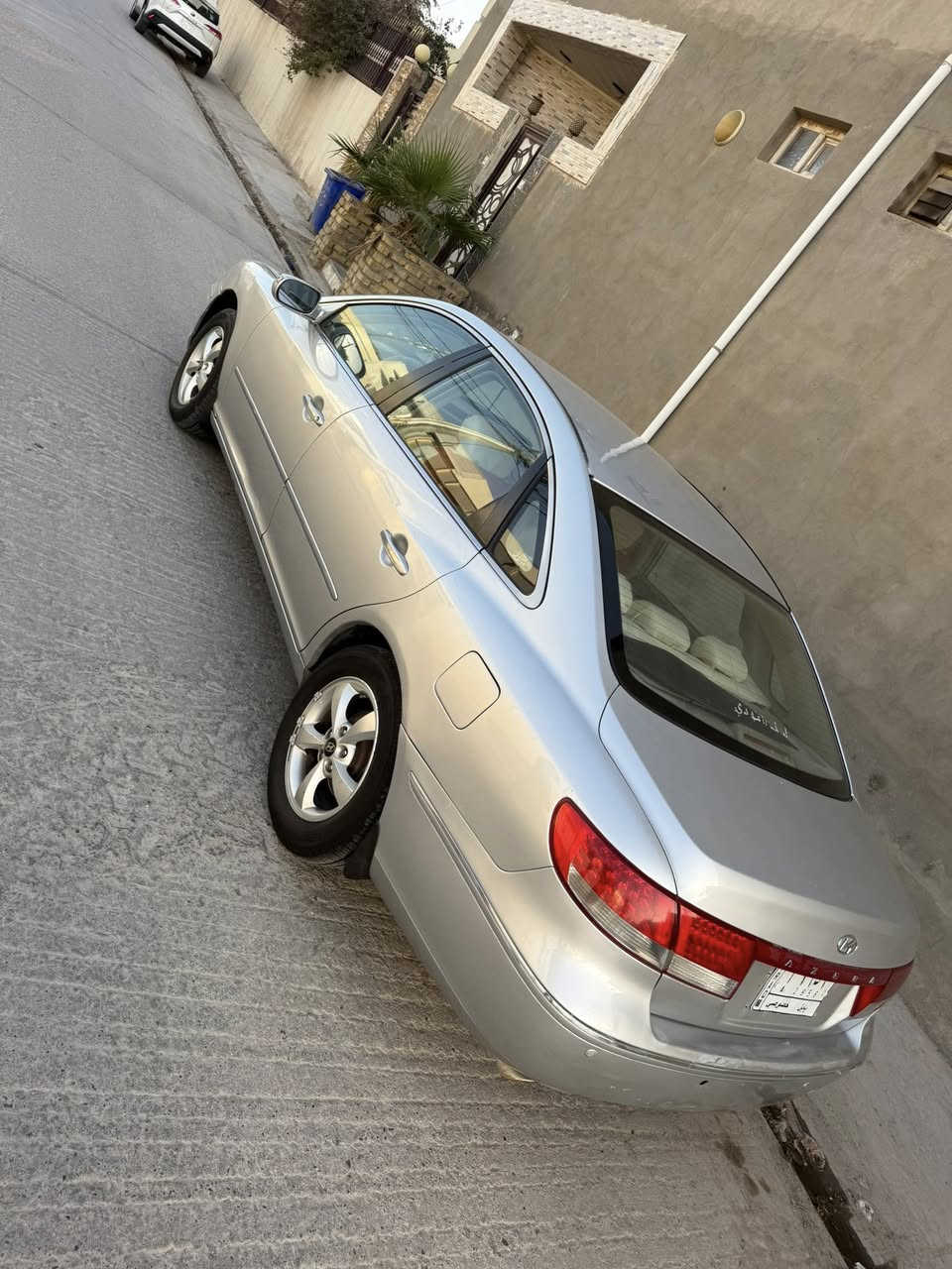 ازيره مديل 2008 خليجي مكفوله من الظربه الداخليه بيه صبغ عام بدون داخل  مكينه كير حداديه وتبريد  مكفولات رقم بابل بسمي وتحويل ثاني يوم 
السعر 76 الاستفسار *********** مكاني نجف مامتواجد ع فيس
