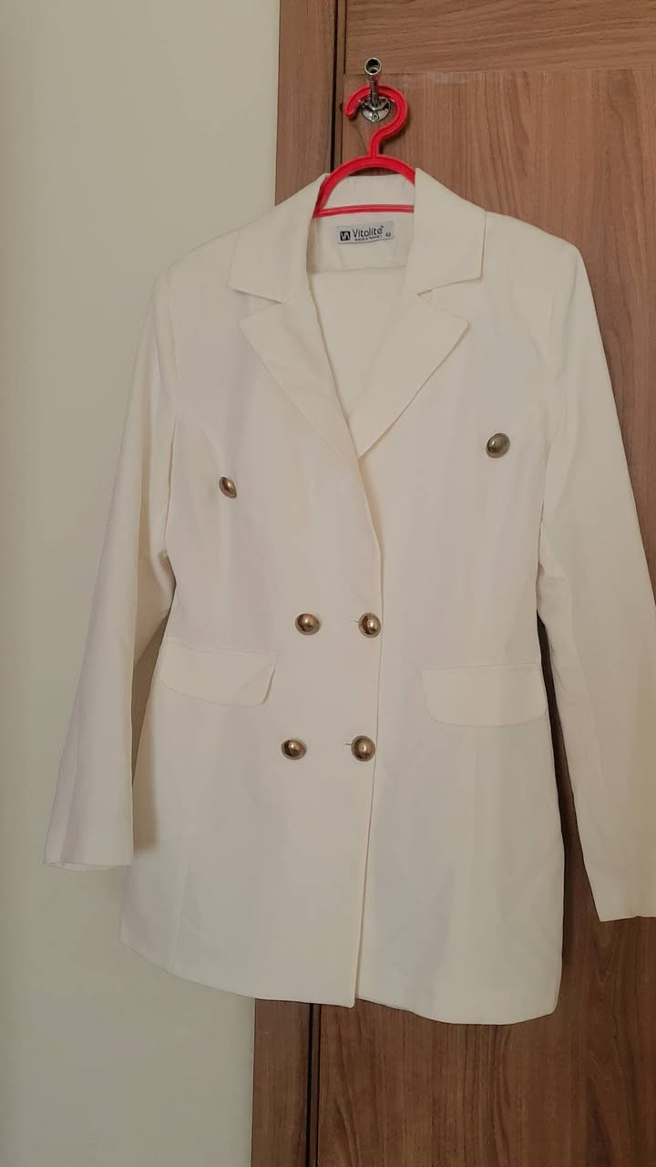 للبيع جدد بعدهم قمصان كولهم ١٥ وقاط ٢٥ فستان بناتي جديد ٢٠اريده مملبوس ابد


**إذا كنت صاحب هذا الإعلان وتريد حذفه لأي سبب، رجاءا أرسل رسالة إلى الدعم الفني**