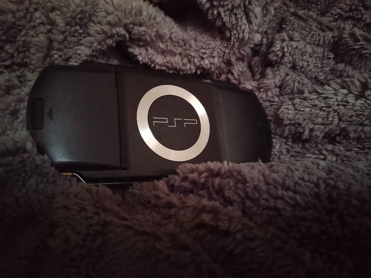 PSP 1000
سلام عليكم من راخصة الادمن 

🟥 عندي PSP 1000

🟥 سعرة 125 وبي مجال زين

🟥 بي مشكلتين
    1 الشاشة تغمق مرات بس حلها بسيط
    2 صوت ماكو الى اذا تركب سماعة يطلع صوت  من الجاهز

🟥 بس عادي راح اعوضك بخصم مناسب اذا يعجبك

🟥 ويا رام ١٦ كيكا بي كمية كبيرة العاب واغاني


**إذا كنت صاحب هذا الإعلان وتريد حذفه لأي سبب، رجاءا أرسل رسالة إلى الدعم الفني**
