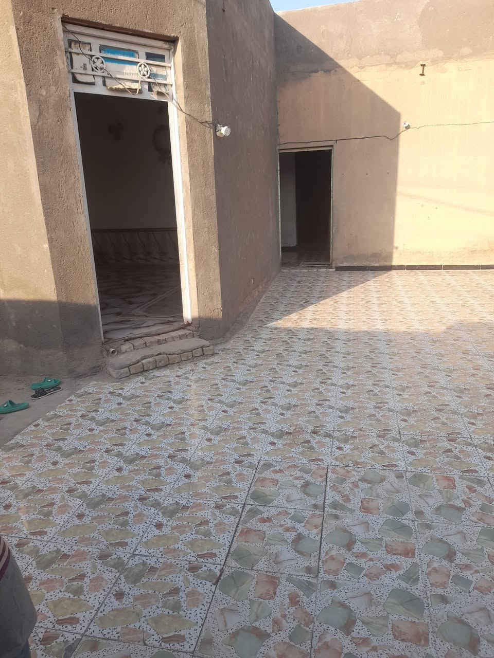 بيت  200متر  قرفتين وصالة وديوانية المكان حي زهراء   الماشوشة الشارع المولدة  التصال  ***********
