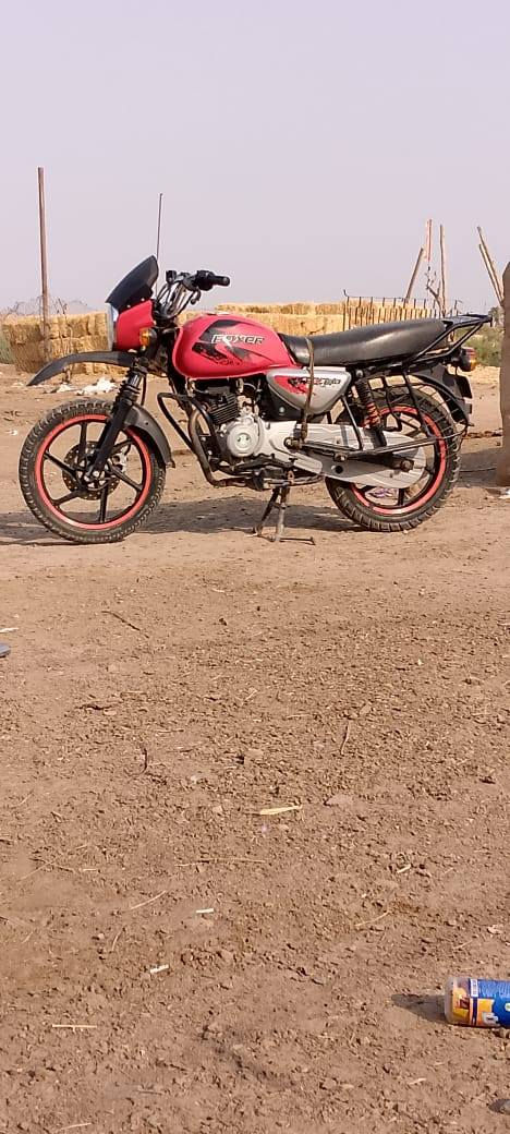 بوكسر للبيع نضيفه نقصها فقط باتري وصفاحيه بيها كسر ما متواجد عله النت اتصال ***********
