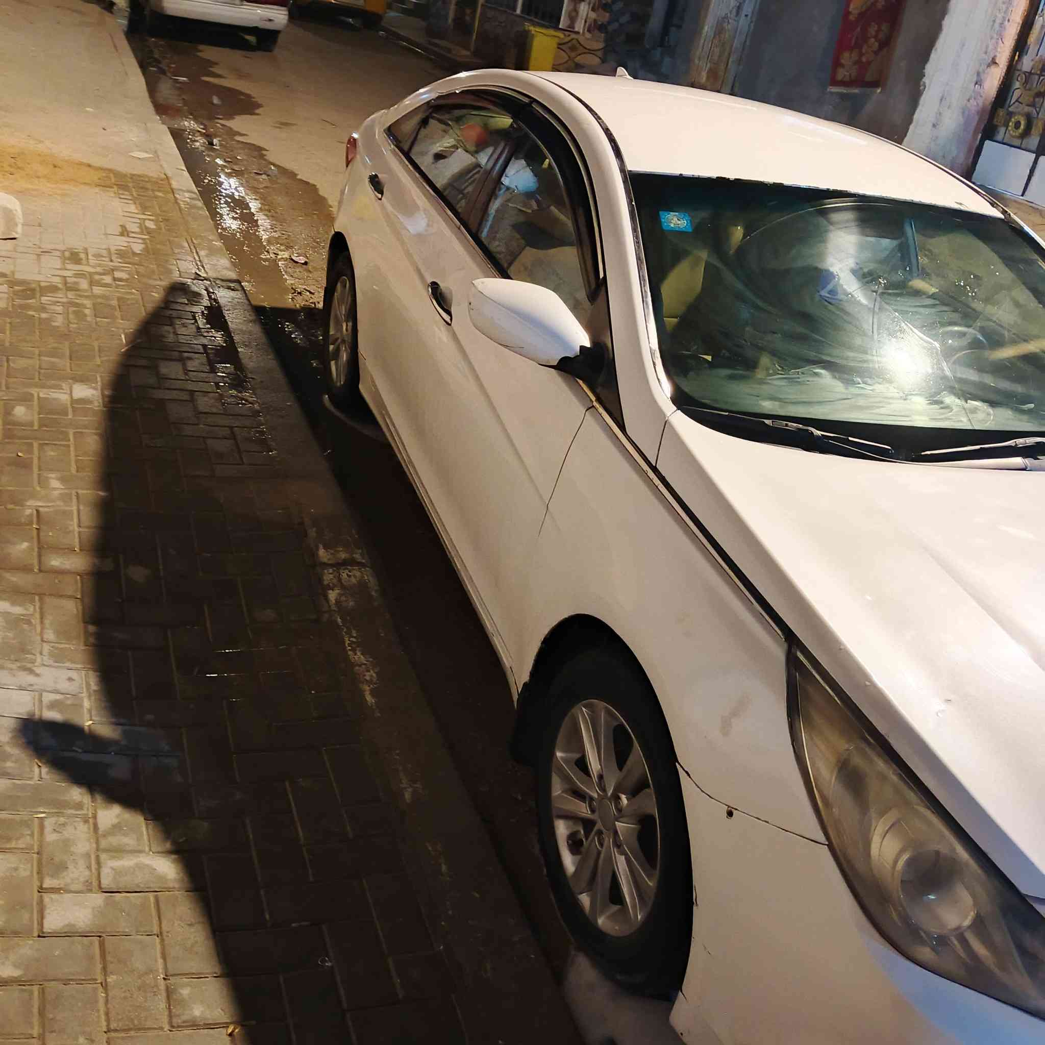 السلام عليكم  سوناتا البيع وارد مريكي مديل  2012مكفول من كصه وا  كلبه وا عيب شرعي سياره  مكين مبدل  شاده واحد مال تفصيخ 
 وا حداديه وا  كير  وا تخم تاير  جاهزه اي نقص مابيه وا سياره بسمي  سنويه 2028  مكان سياره بصره حي الحسين   
رقم   ***********
