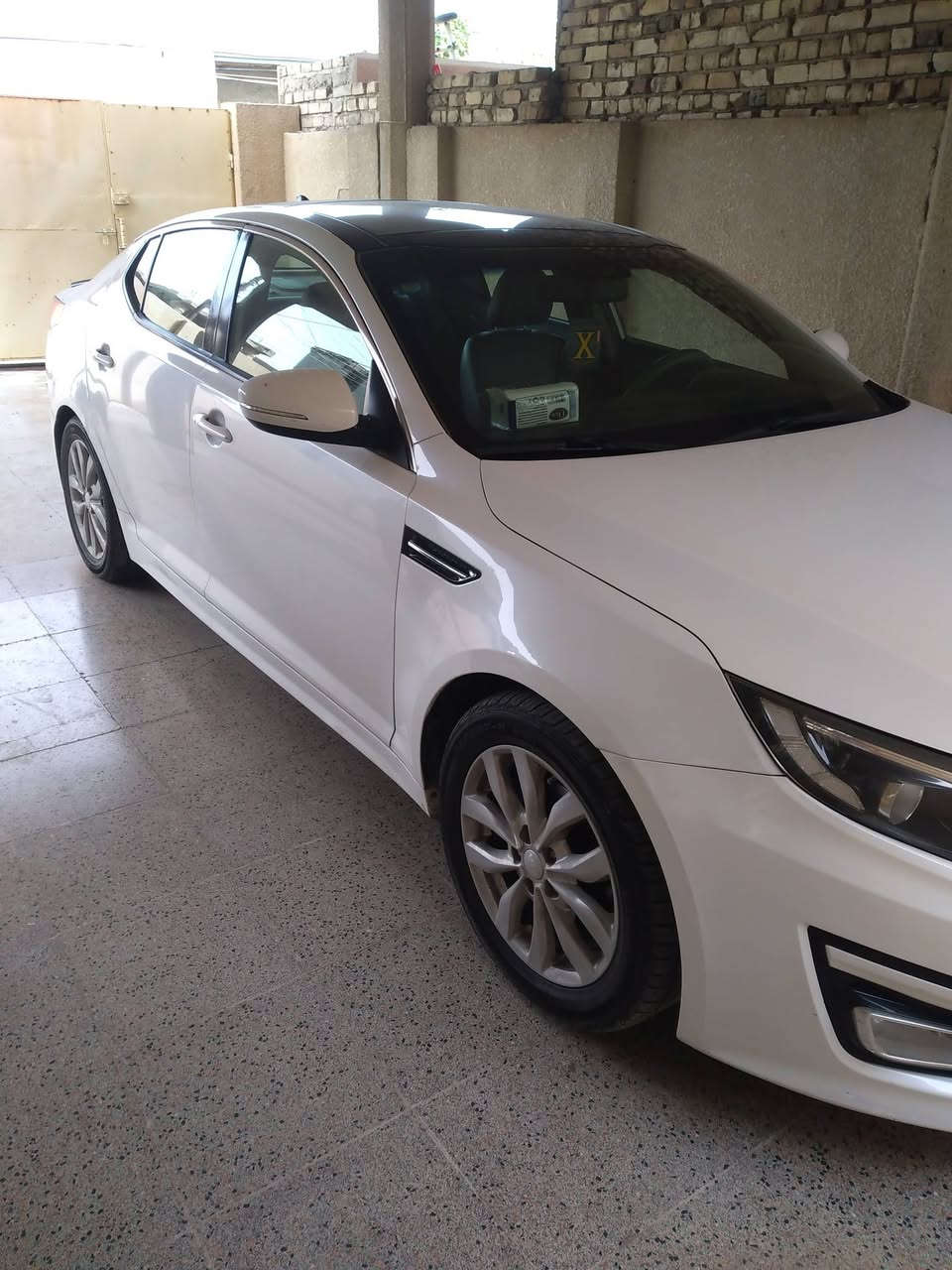 السلام عليكم كيه اوبتيما موديل 2015 وردة امريكي محرك 2400جي دي اي ماشيه 82ميل بيه صبغ صفحه سياره جديده فول مواصفات رقم بغداد بأسمي سعر السياره 120وبيه مجال 
رقم الهاتف ***********
