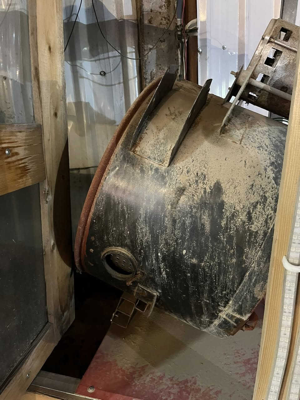 مكينة للبيع📣📣
مال حب وجبس 
سعرها ٣٠٠ 
مكانها الطي
للأستفسار
***********
