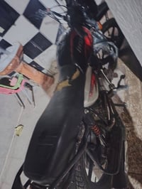 بوكسر موديل ٢٣ مرقم لوحات نكليزي دراجه متروك صار هواي عوزهة شوي نقوصات...