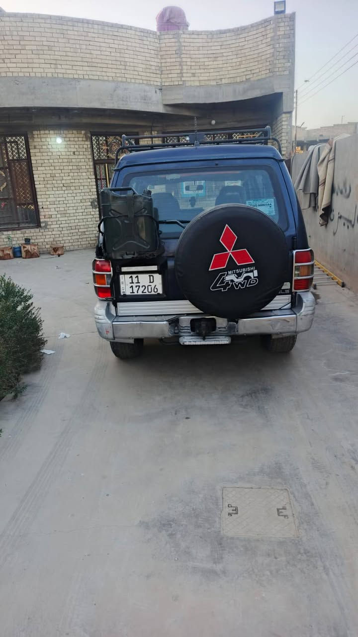 السلام عليكم باجيرو موديل ٩٩ رقم بغداد دولي بسمي سنويه جديدة محرك ٣٠٠٠ البلادي كير اوتماتيك يسره بلاد مكفولة من الصبغ والحادث تبريد شغال السعر ٦٥ مكانها بغداد المعامل ***********  أو  ***********
