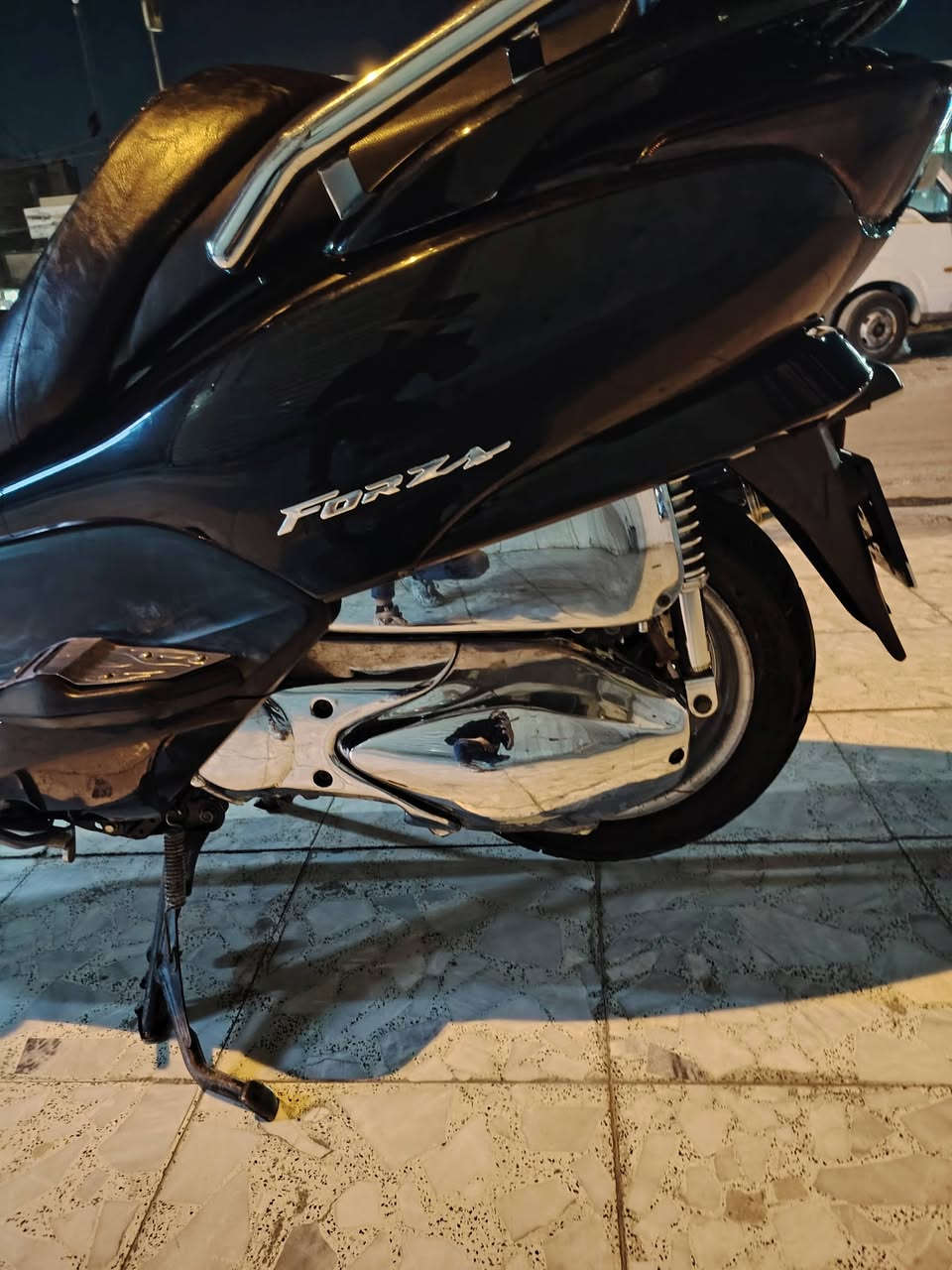 سلام عليكم دراجة فورزه ٠٨ دراجة مزوده ٤ بدلات نيكل سبايدر خلفي نيكل قبق كلجات شوته نيكل قبق بنزين نيكل ركبه نيكل دوسات نيكل سستم صوت بلوتوث بيها دراجة جديدة ٦ كير ٣ تحويلات صلنصة رياضي دراجة بسمي من المعرض اي قدطع بيها اصليه وياله امامي خلفي نيكل دراجة من الرمبه هيج وجه بوبة مكاني بغداد حي اور فلكت صباح الخياط سعر 11   ***********
