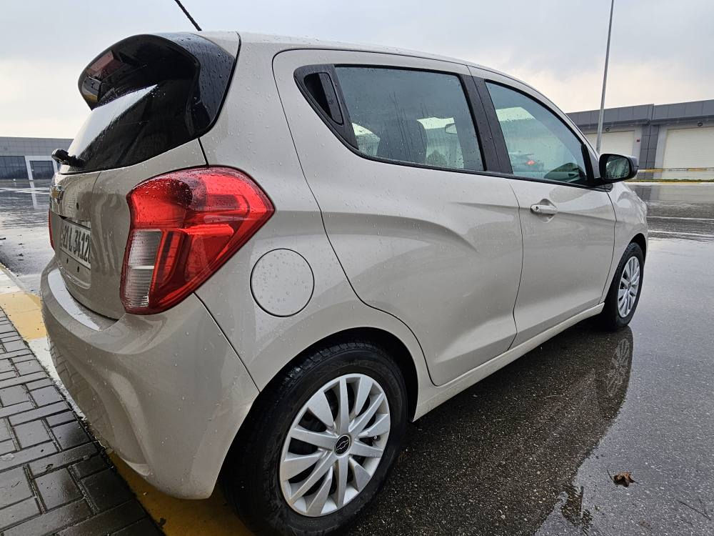 شۆفرلێت سپارك ٢٠٢١

مواسەفات ئەمریکی ls

گێڕ ئۆتۆماتیك

شاشە کامێرا

مەکینە  چوار بستۆن  1.4

٤١ هەزار میل ڕۆشتووە 

سەنەوی و رەقەم  تازە

گێڕ ومەکینەو تەبرید بەشەرت 

سێ پارچەی بۆیاخە بێ ناوگرتن 

رەقەم شاسیم  داناوە 

سعری  ٩٢  گەڵاو معامەلەیەکی کەم
*********** السليمانية, العراق
