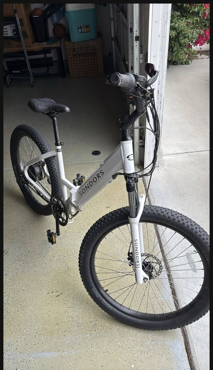 بايسكل شحن بطارية ليثيوم مستعمل سبوع سرعه ٤٠ قفل سعره ٥٠٠ مكاني بغداد البلديات


**إذا كنت صاحب هذا الإعلان وتريد حذفه لأي سبب، رجاءا أرسل رسالة إلى الدعم الفني**