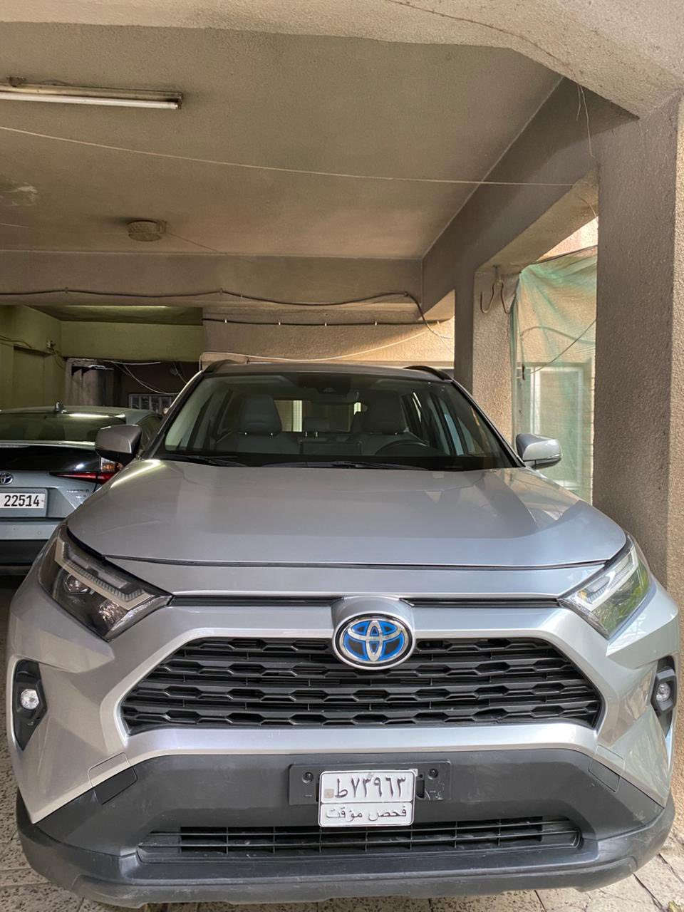 راف 4 موديل 2023 xLe بريميوم. لون سلفر. كشنات جلد سلفر وتجي كلش قليل كله يجي اسود السيارة مماشية بلعراق بس ع كد الترقيم يأسمنا ماشية 19  الف فقط سعر 245 ورقة مكان بغداد زيونة  هاتف  ***********
