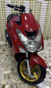 دراجه ماجسته اس دراجه جديده نضيفه بعدهي ما ماشيه ماشيه40 الف دراجه مكف...