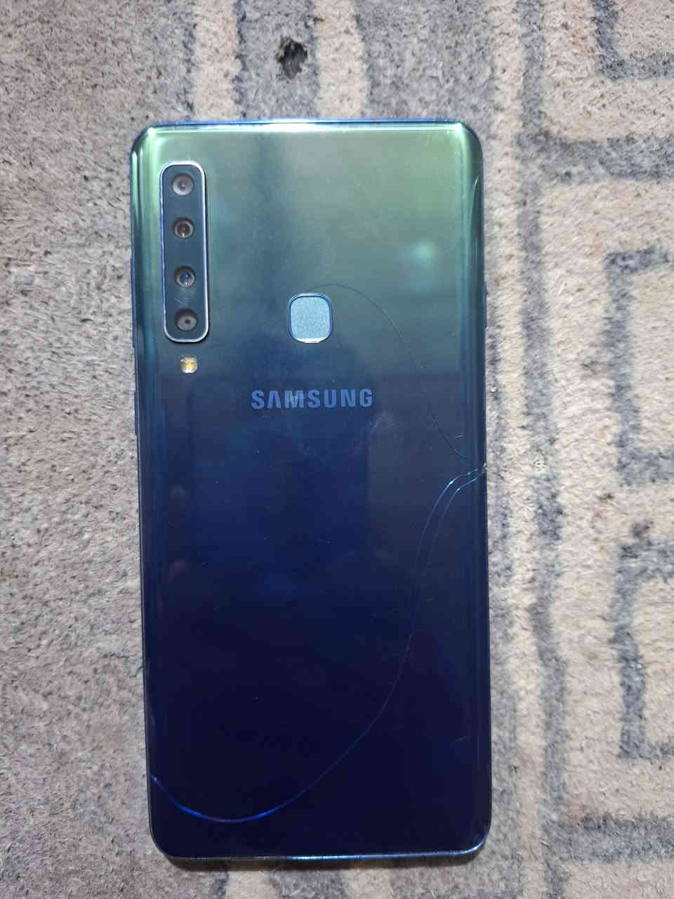 سلا عليكم جهاز للبيع كلكسي اي 9ذاكره 128جهاز نضيف شراي يجيني خاص ***********
