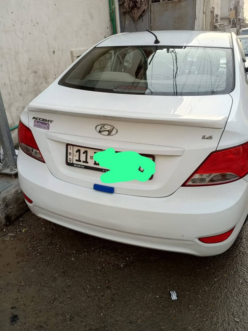 السلام عليكم
هونداي اكسنت خليجية فول مواصفات 1/1   
موديل 2016  
هزه جديده رقم بغداد الانكليزي لوحات  جديده بأسمي رقم كلش حلو مميز 
سياره كلشي مناقصه جدا نظيفه 
-كير محرك بلاديات ممفتوحات كفاله
-حجم 1600 دوش قطرتين المرغوبه 
-كير اوتماتيك
-نظام Eco 
-تبربد +تدفئه شغالات فول 
-صدر جديد تخم تاير جديد
-فتحة سقف سلايد روف
السعر 113
العنوان بغداد الحرية 
‏الاستفسار اتصال على الرقم 
‏ ***********
‏
سونار موجود
