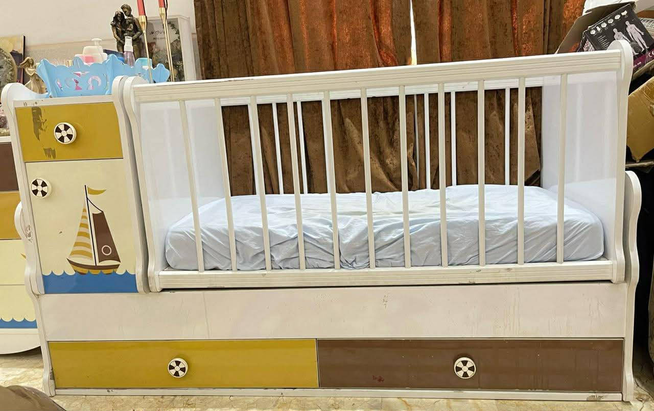 غرفة نوم تركية ٣. قطّع وياها دواشك هم نظيف اي ضرررر مابيها

مكان حي العدل بغداد


**إذا كنت صاحب هذا الإعلان وتريد حذفه لأي سبب، رجاءا أرسل رسالة إلى الدعم الفني**