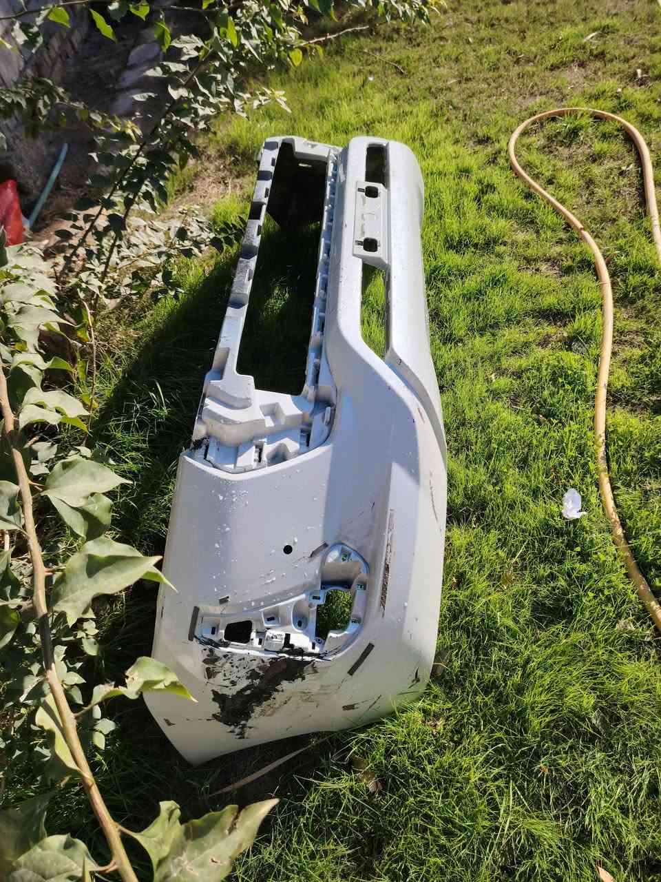 سلام عليكم البيع دعاميه بيه فطر مصلحه بدون صبغ اصليه هايلوكس موديل 25 مال سته سلندر ***********
