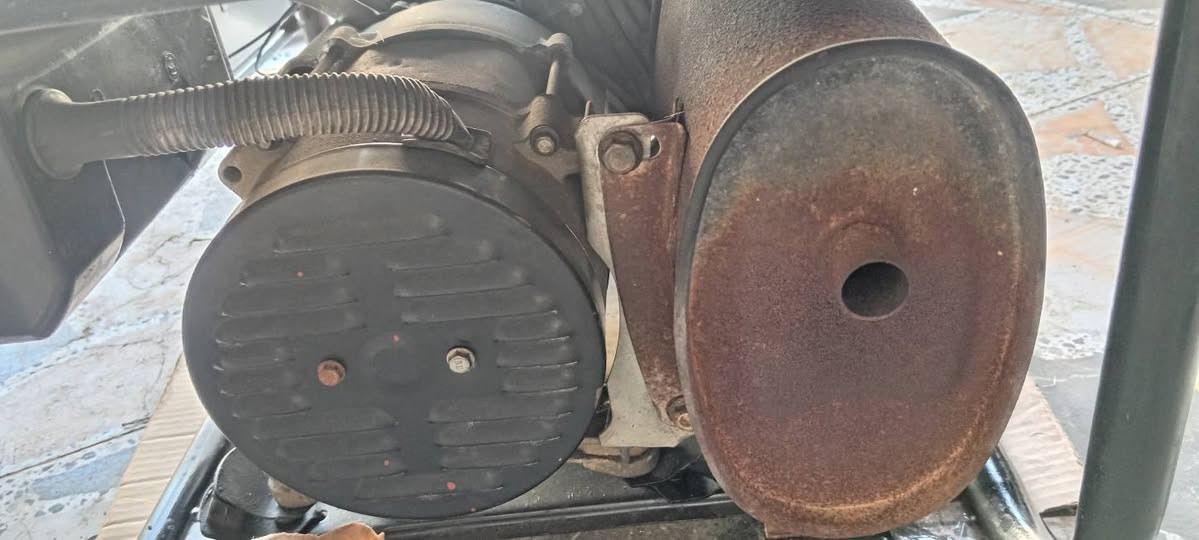 للبيع. نضيف مكفول من كلشي 225 بيه مجال***********
