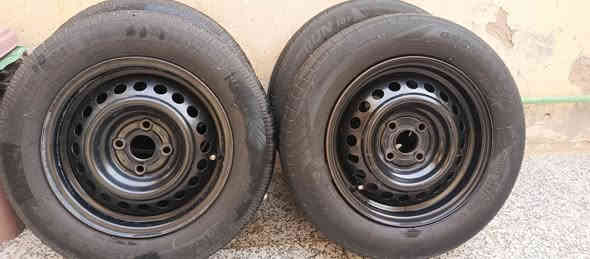 سلام عليكم ورحمه الله وبركاته
اخوان تخم 14هوه وتايرات نص عمر بس حلوات 
مكاني النجف الاشرف عمود 366للبيع فقط ***********مامتواجد ع الفيس
