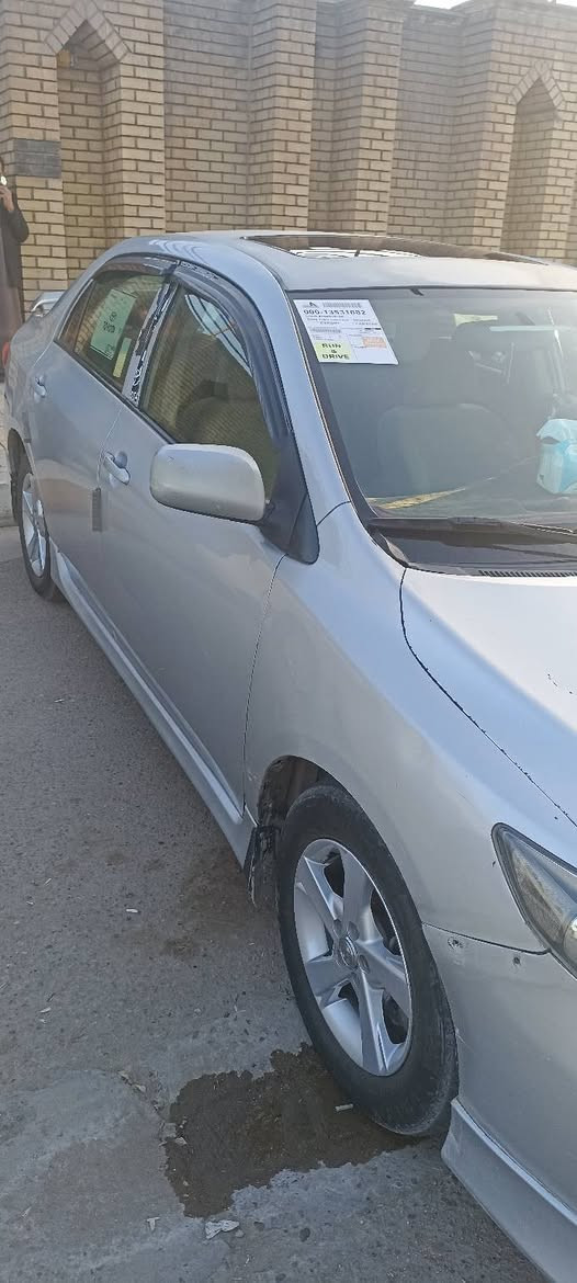 سياره كورلا 2010وارد امريكي
رقم بغداد انكليزي 

فول مواصفات فتحه قماره 
تخم تاير قبل اسبوع بدلته أربع تايرات 

تبريد ثلج تدفا جاهزه 
محرك وكير شرط كفاله 

ضرر وارد امريكا جامع الخلفي فقط بدون دواخل 
موحد جاملغ والصندوق بلصبغ رش فقط
وبلعراق حافه بنيد يعتبر اقل الربع بنيد 

سياره جاهزه مابيه نقص جدآ نضيفه 

السعر 105وبيه مجال 

مكاني الأنبار فلوجه 
***********
***********
