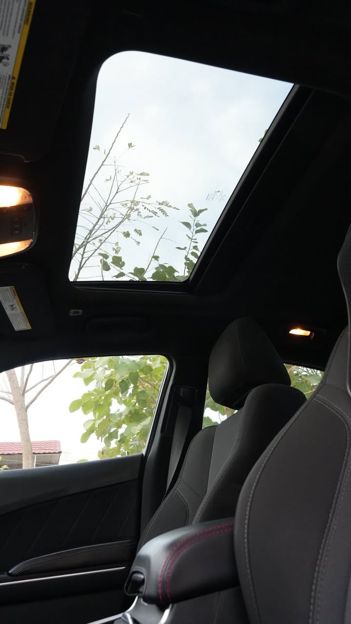 السلام عليكم
جارجر sxt مودل ٢٠١٨ محرك ٣٦٠٠
المواصفات 
كفالة عامة عدا طخة زغيرة بالباب الخلفي باقية ع وضعها موجودة بالصور  
كير مكينة حدادية بدي كلة مكفول 
فتحة قمارة 
شاشة كبيرة 
عداد ٢٦٠ 
كشنات تدفئه حضن
تشغل عن بعد 
نقطة عمياء 
بصمات عدد ٢
سستم صوت الباين 
دمام
ماشية 96 ميل
ويل ١٨ 
تايرات جديدة 
حدادية جديدة فلنجات جديدة 
برغي مناقصة السيارة  
مكان السيارة نجف 
السعر ٢٣٥$


**إذا كنت صاحب هذا الإعلان وتريد حذفه لأي سبب، رجاءا أرسل رسالة إلى الدعم الفني**