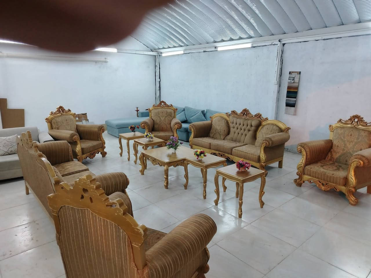 السلام عليكم. رمضان كريم ان شاء الله.. يتوفر لدينا تخم قنفات مصري ملكي مستخدم مع الطبلات الملكيه نضافه ٩٠٪ للاستفسار واتساب ***********
