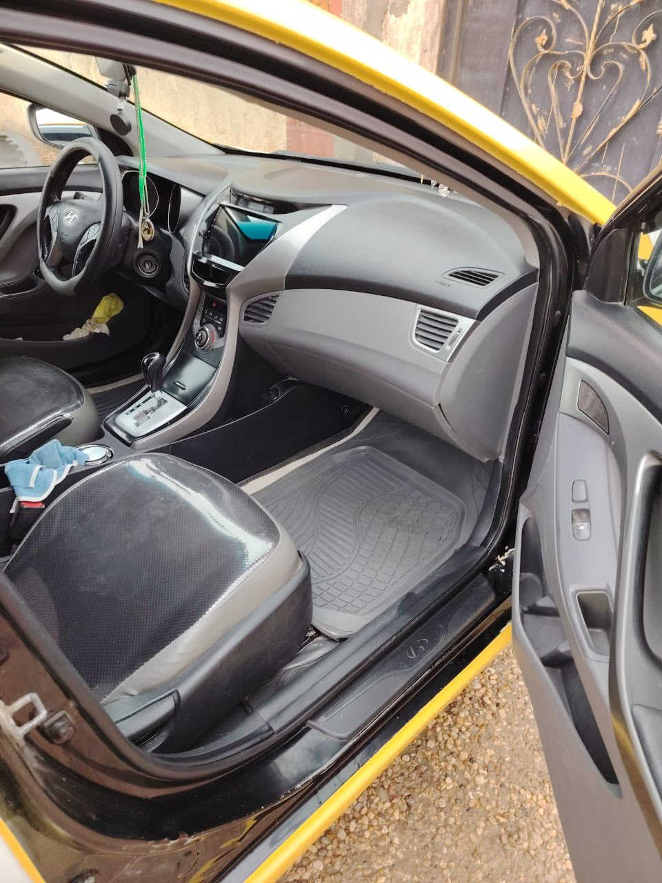 سلام عليكم النتره موديل ٢٠١٢ كير مكينه كفااله ب بيها جاملغ اليمنا مبدل  والباب الورا السايق مبدله سياره بدون دواخل فول عده البصمه حدادايه جديده تخم تاير جديد بسمي تحويل مباشر سنويه ل٣٠ مصفره هيئه وغرامات مكانه بابل سعره ١٠٠ رقم ***********
