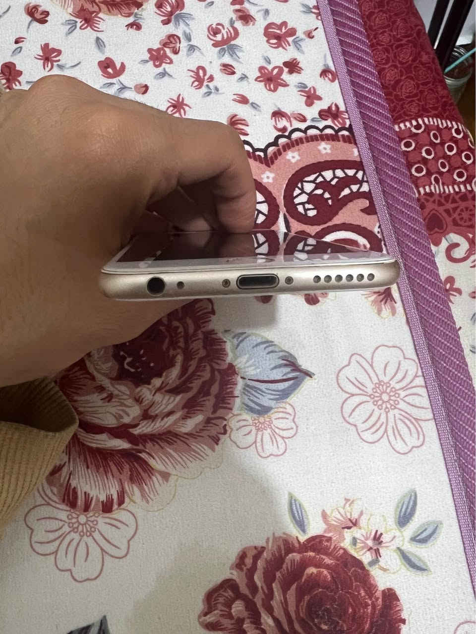 السلام عليكم ايفون ٦ عادي ذاكرة ١٢٨ شغال مبدل فقط بطارية او بي ضربه بزاويه الشاشة ماماثر على الاستخدام السعر ٨٥ الف او بي مجال العنوان بغداد شالجية للتواصل خاص بغداد, العراق


**إذا كنت صاحب هذا الإعلان وتريد حذفه لأي سبب، رجاءا أرسل رسالة إلى الدعم الفني**