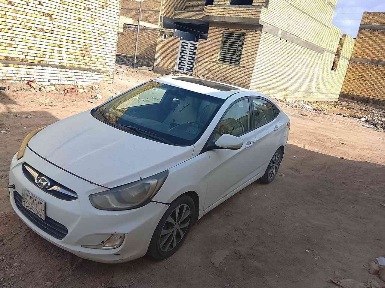 اكسنت 2015وارد خليج محرك 1600عالة فةا فول  الرقم وتساب ***********السعر 80وبي مجال التواصل فقط وتساب
