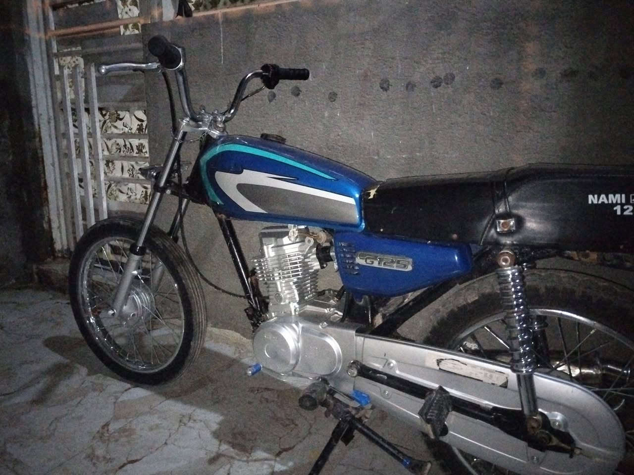 السلام عليكم دراجه اوراق سكنر شاصي 21 موديل السعر 650 /***********
