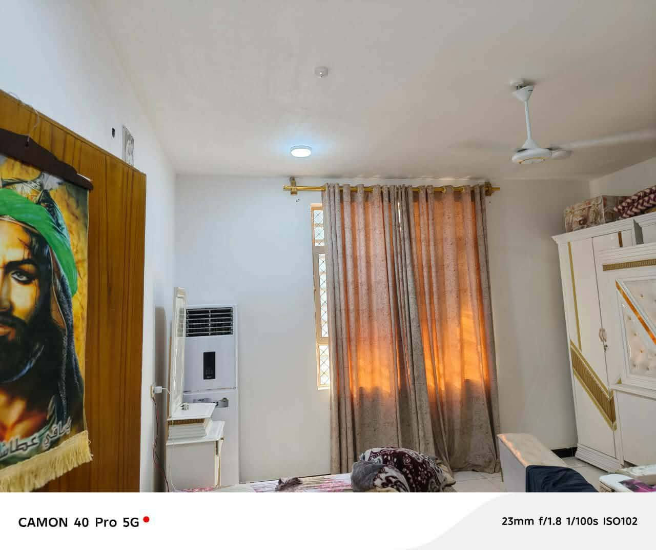 🏡 دار للبيع
📍 الموقع: الزهراء – خلف حديقة المعلم.
📐 المساحة: 200 م² بالسند، وواقع الحال 220 م² أو أكثر.
🏠 مواصفات الدار:
بناء حديث.
طابقان.
4 غرف نوم.
تصميم عملي ومناسب للعائلة.
📞 للاستفسار: *********** (اتصال) *********** (اتصال وواتساب)
