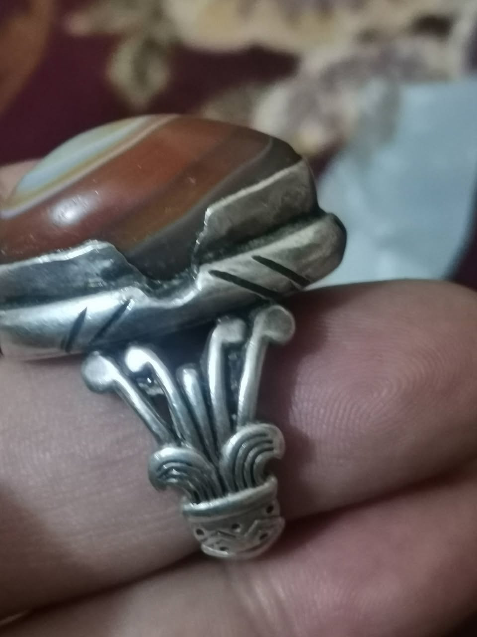 خاتم جزع بقري قديم حجرة كاملة مشگولة صياغة يدوية ثقيلة الوزن ٢٥غم السعر ١٠٠ الف مع التوصيل


**إذا كنت صاحب هذا الإعلان وتريد حذفه لأي سبب، رجاءا أرسل رسالة إلى الدعم الفني**