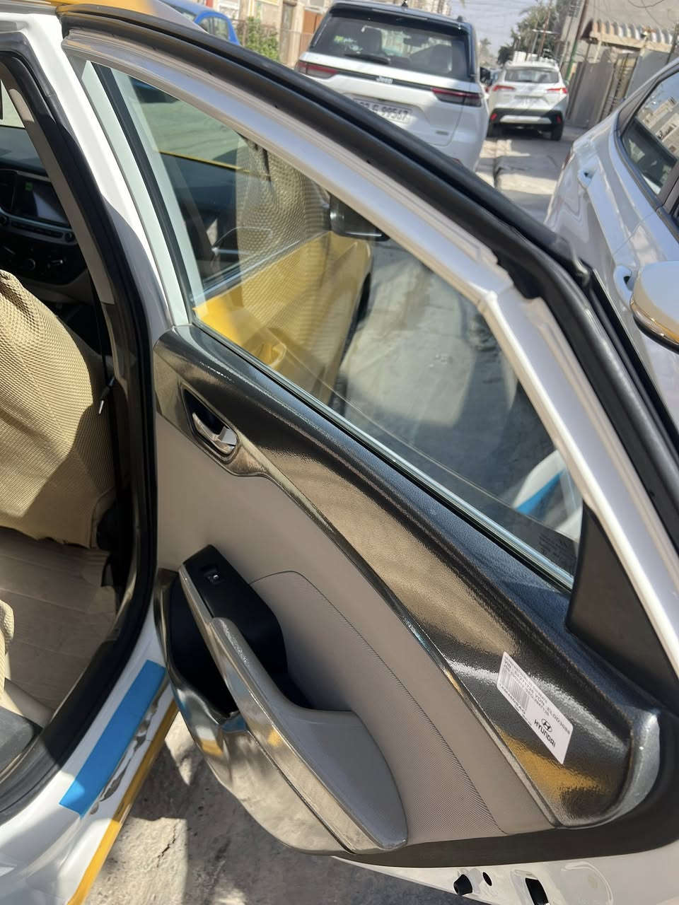 السلام عليكم
اكسنت موديل 21 خليجي 

السيارة مكفولة 

سبير منازل

هيئة مصفرة

السيارة خير من الله 

ماشية 120

رقم صاحب السيارة ***********

مكلف بنشر
