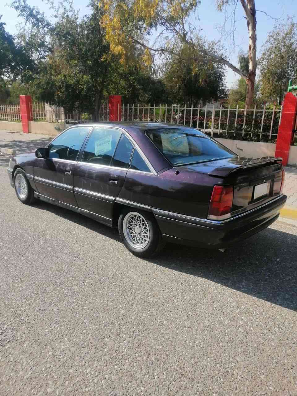 اوميكا موديل ١٩٩٢ رقم كركوك شرط تحويل بأسمي بدون ضرر مصبوغه عام اثر جراد بيها بطاقه بانزين 
محرك وكير وصدر وتايرات كله بالشرط سعر 42 وبيها مجال *********** كركوك, العراق
