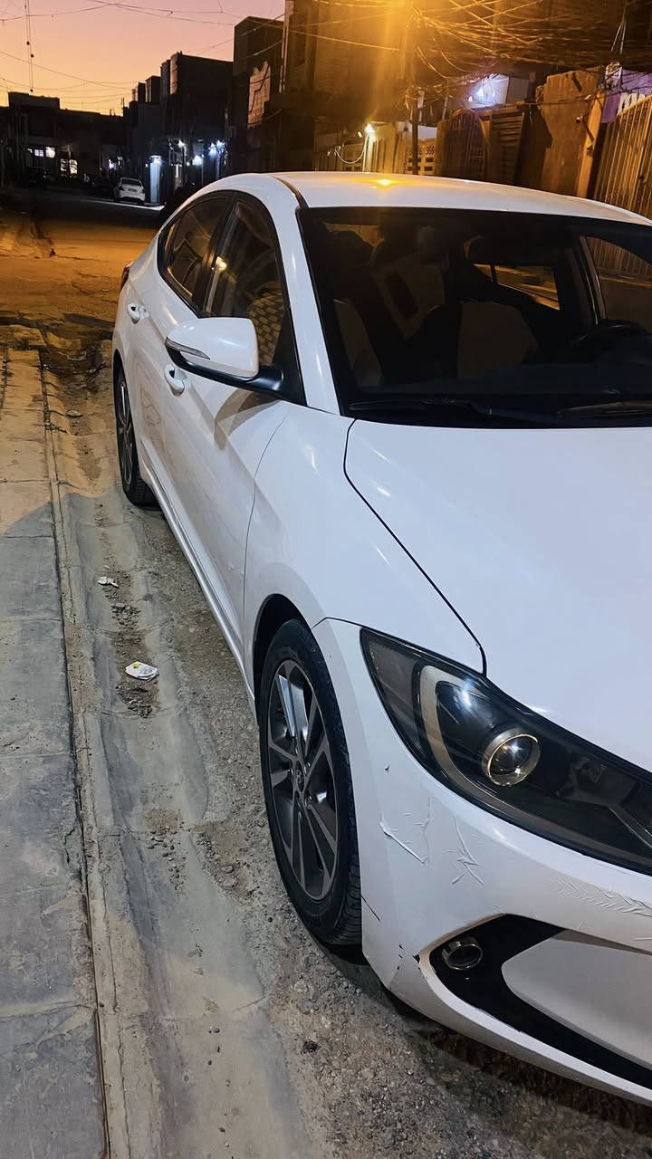 سلام عليكم النتره 2017
ميكينه 2000دوش 
كير ومكينه مكفولات 
سياره بيه بس العتب مصلحات 
كل ضربه مابيه 
سعر 143 مجاله قليل حك جيه 
وهاذ رقمي ***********
