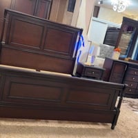 غرفة نوم ماستر • خشب لاتيه ١٨ • ٥ قواطع