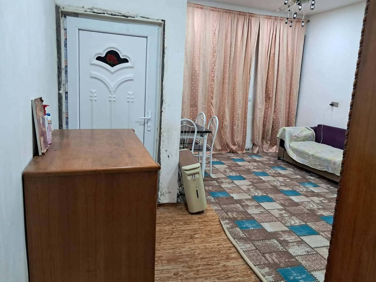 بيت للبيع طابقين طابق ثاني معزول
100م زراعي سند 25 
عنوان بغداد شهداء البياع شرطة الخامسة قرب جامع معاذ أبن جبل السعر 110 وبي مجال موقع مميز يم المدارس والروضه


**إذا كنت صاحب هذا الإعلان وتريد حذفه لأي سبب، رجاءا أرسل رسالة إلى الدعم الفني**