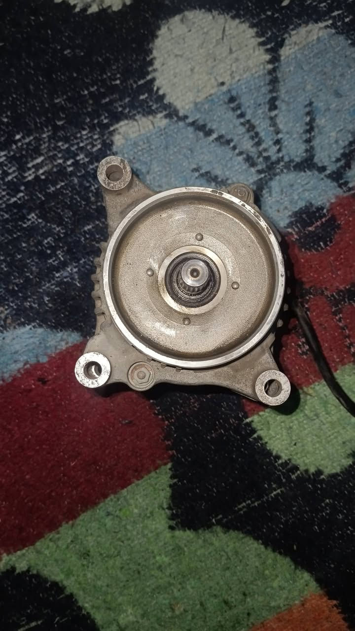 كربراتير+دينامو+مارش+طرمبه بنزين+كتاوت+ماستر فرامل.   للبيع قطع غيار ياماها 900


**إذا كنت صاحب هذا الإعلان وتريد حذفه لأي سبب، رجاءا أرسل رسالة إلى الدعم الفني**