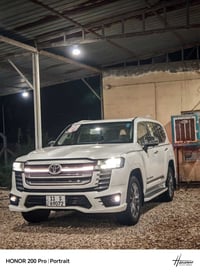 لاندكروزر • ٢٠٢٤ • رقم بغداد