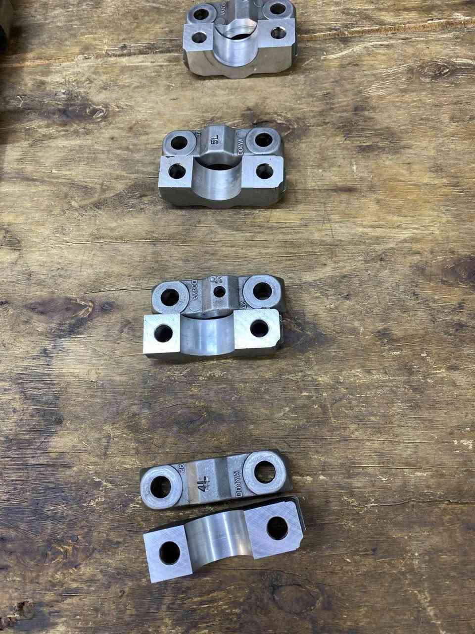 السلام عليكم
زوج كام شفت لبيع
محرك قبق اسود 20
شرط لا مغسول لابانزين ولامحلول
وهاي نظافتهم
***********
