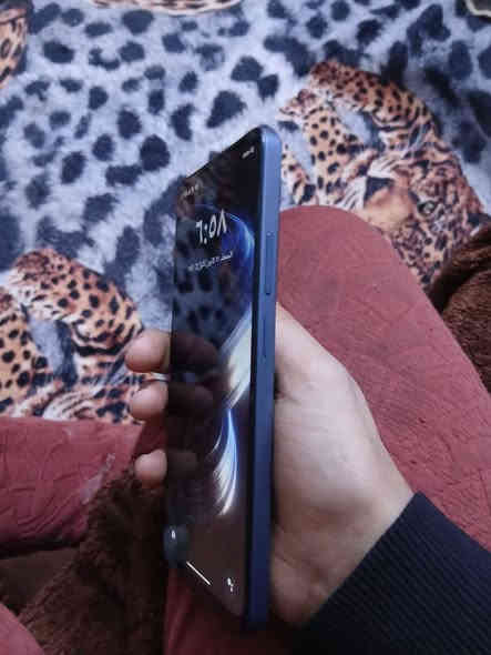 سلام عليكم عندي تلفون للبيع ريلمي63 ذاكره 128 رقم *********** مستعجل حيل
