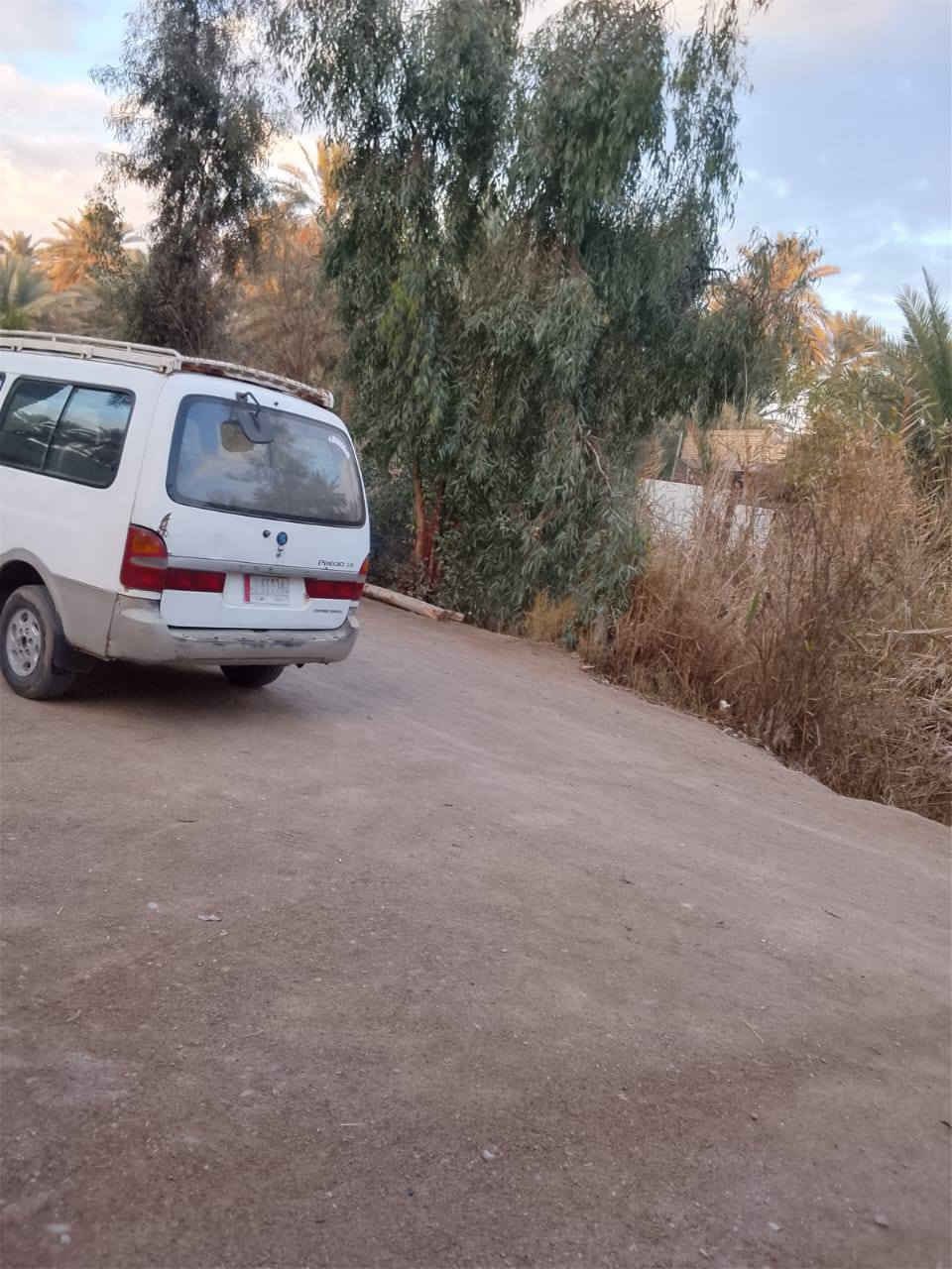 السلام عليكم من رخصة مدير الكروب
بريجو مديل 97 مصفره هيئه ومرور / گير مكينه أكسل مكفولات تخم تاير الكهربائيات كلها شغاله ،، السعر 55 أو بيها مجال المكان كربلاء الابراهميه إتصال  ***********
