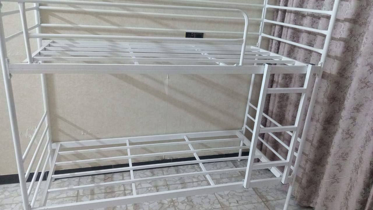 سرير حديد ابيض او اسود
سرير حديد طابقين 

سرير حديد ودوشمة طابقين

قياس 90 في 190 

او اي قياس حسب الطلب 

السعر 220 الف 
للحجز واتس اب
***********

