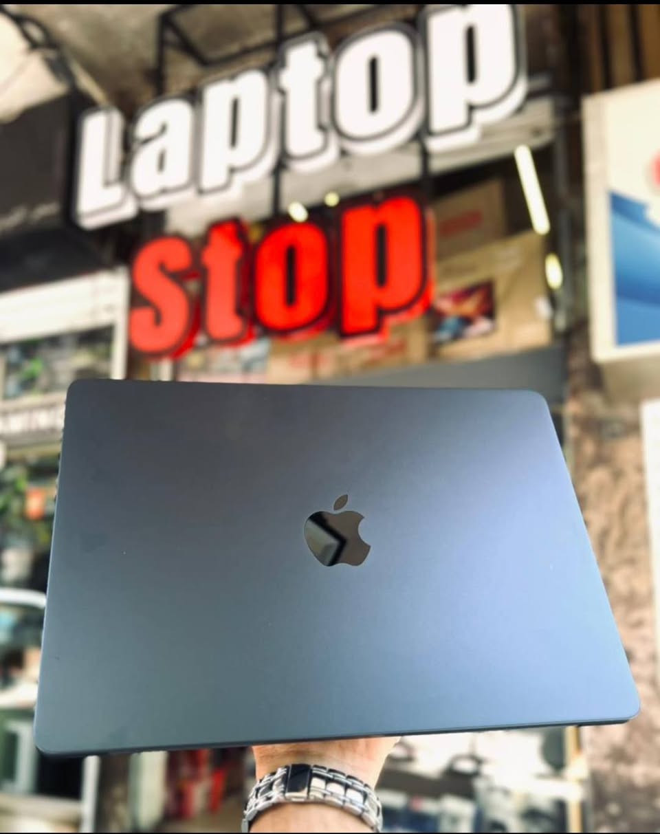 Mac Book Air 
معالج : M3
متوفر بـ RAM 8 و RAM 16 
هارد : 512G
بطارية : 100% 3 دورات شحن فقط 🔥🔥🔥
للتواصل : 0981084823 واتساب


**إذا كنت صاحب هذا الإعلان وتريد حذفه لأي سبب، رجاءا أرسل رسالة إلى الدعم الفني**