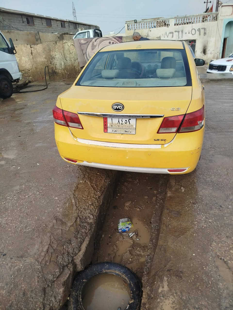 للبيع سياره بي واي دي جي ثري من واسط السعر 32تفاصيل اتصل على ***********
