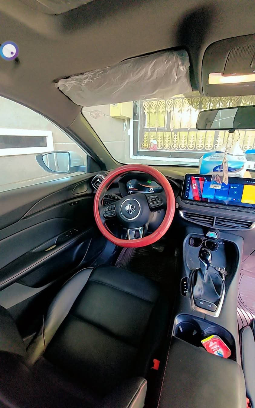 السلام عليكم  MG5 بلاس
السياره جديده جدا ماشية 18 
‎المحرك 1500 تنفس طبيعي 
‎كير اوتماتيك 
تبريد قطعتين امامي وخلفي دبل فريز 
‎شاشة كبيرة اندرويد
كامره خلفية دوارة 
السيارة بصمة +  بصمة ابواب وصندوق 
هندبريك بصمة 
اوتو هولد 
ويل كب كروم 
كروز سرعة 
تحكم ستيرن جهتين 
لايت + بك لايت لد Led
بلوجكترات امامية زنون Led
اشاير بالمري الجانبية 
لايت عدسة زنون +تكحم بالايت ماطور 
‎حساسات خلفية
حساس ضغط اطارات
 4 جام كهرباء اوتو 
داخل اسود وماروني
السياره بعدها بلازكات الشركة زيرو 
السيارة ترقيم جديد اربيل 
الاستفسار واتساب ***********
