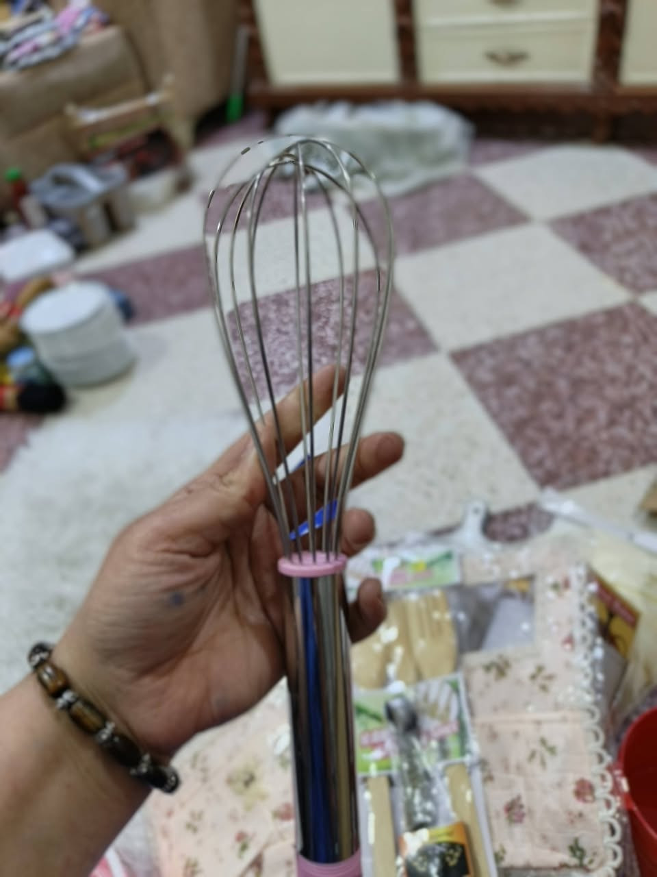 حاجه ألف 
ياله حبايب رفعولي منشور اليوم افوز اثنين حلوات بمكياج 
@إشارة


**إذا كنت صاحب هذا الإعلان وتريد حذفه لأي سبب، رجاءا أرسل رسالة إلى الدعم الفني**