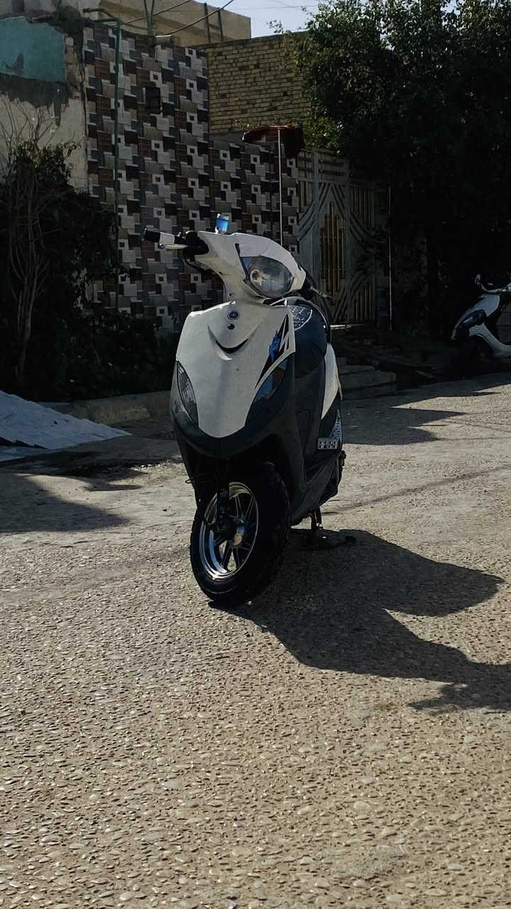 ماكس عدله للبيع كلشي بيها بلادي ماعده الكفرات ول وياله ول شيال لدراجه مال رمبه ماصلها هواي من طالعه بوشه 49 بلاد برغي ما مفتوح بيها مطلعيها من معرض المصطفى رايدها ب 1200 وبيها مجال للشراي ينتصل او يراسل خاص الرقم   مكاني المجر الكبير ***********
