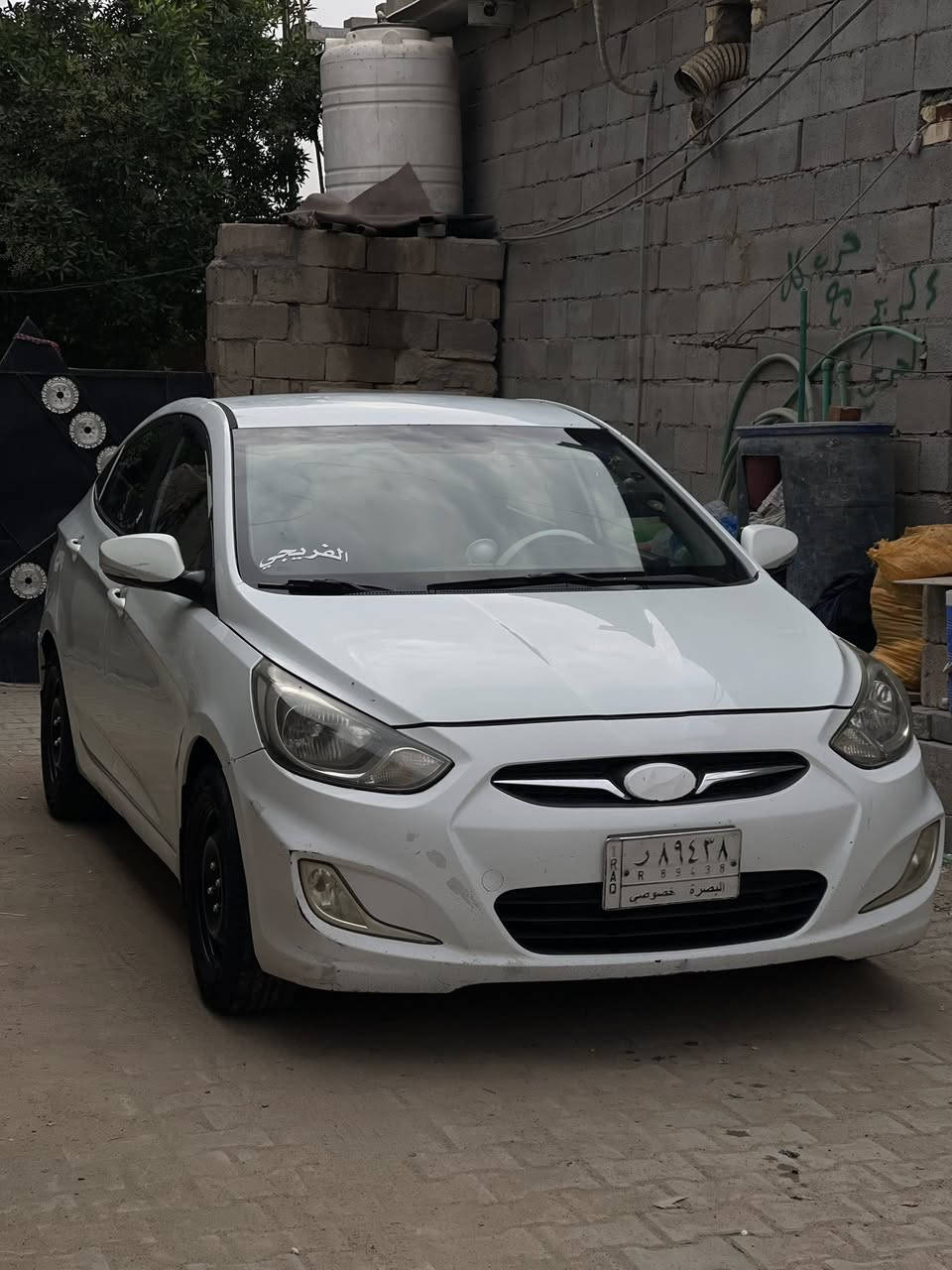 سلام عليكم 
اكسنت للبيع مديل 2013 خليجي 
رقم بصره السياره بسمي 
السياره كير محرك مكفولات حداديه خير من الله تخم تاير 
السياره جاهزه مجهزه ترايك وين ما تريد 

السياره بيها ملاحضات 2 
اولن بل باب الخلفي بيها خياس 
ثانين بيها دعمه بل جاملغ الخلفي جوا قبق البانزين وبعدني ما مسويها 

محرك 1.6 المرغوب بل سوك 

وباقي السياره خير من الله كبل للشارع سياره ربع ما تذب عليها 

السعر اتصل وتدلل *********** 

مكان السياره بصره التنومه ..
