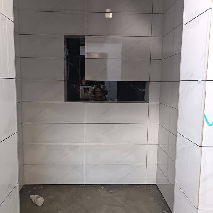 الحمدلله 😍💪
خلفه مرمر وبورسلين عمل ممتاز بما يرضي الله 
استلام مهندس مكاني نجف ***********
